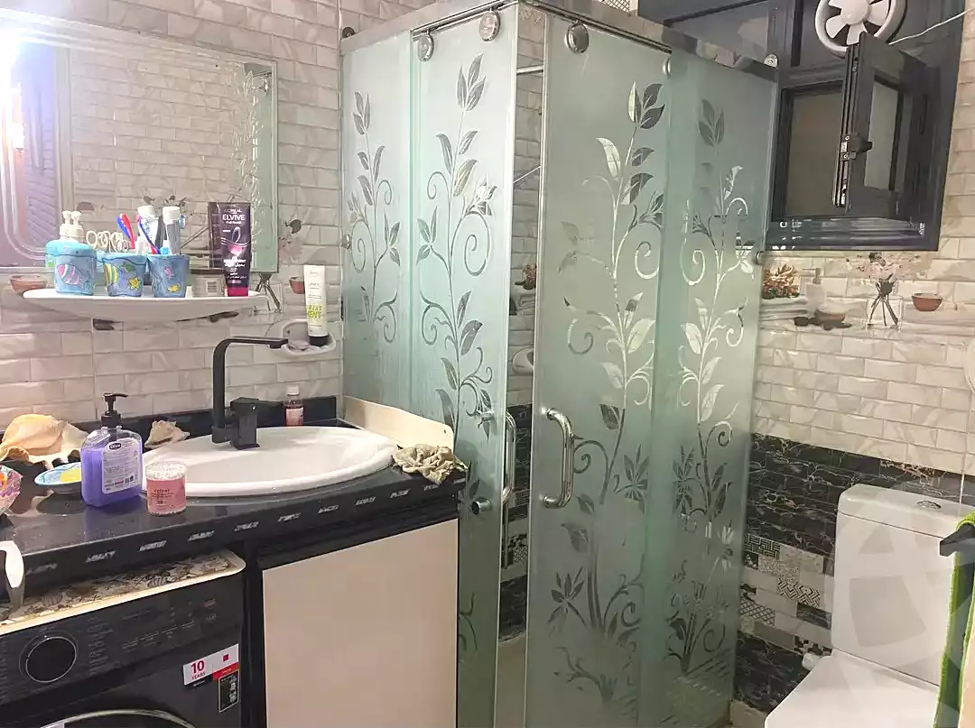 https://aqarmap.com.eg/ar/listing/7273077-for-sale-alexandria-el-asafra-shr-45