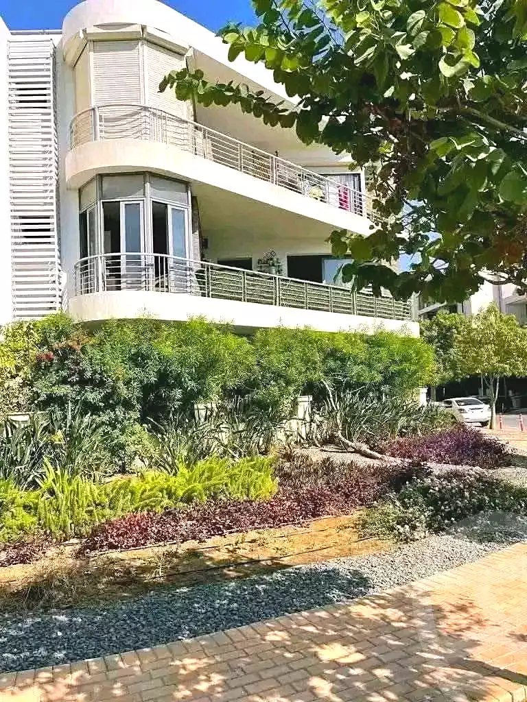 https://aqarmap.com.eg/ar/listing/7273130-for-sale-cairo-new-cairo-compounds-tag-city-taj-sultan