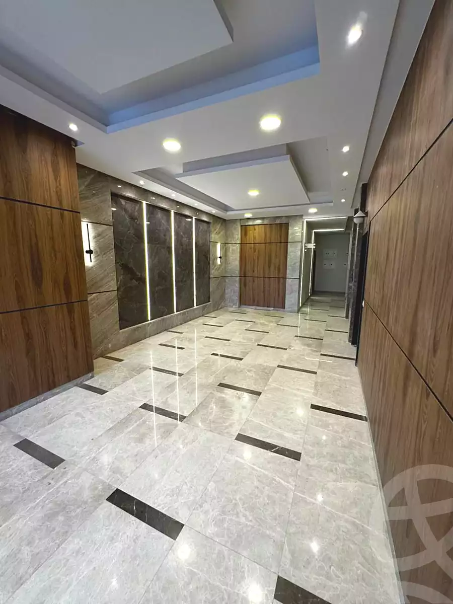 https://aqarmap.com.eg/ar/listing/7273269-for-sale-cairo-el-shorouk-compounds-aljar-british-district-compound