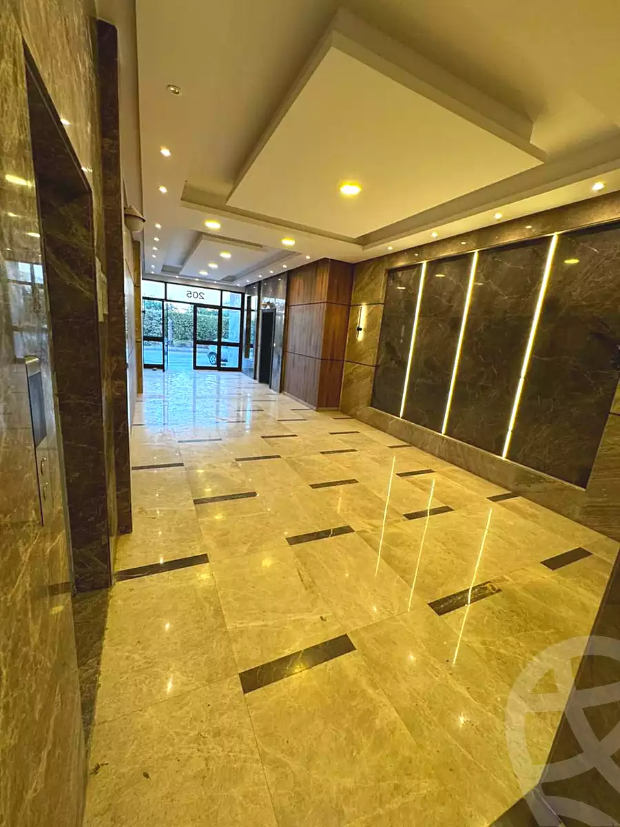 https://aqarmap.com.eg/ar/listing/7273269-for-sale-cairo-el-shorouk-compounds-aljar-british-district-compound