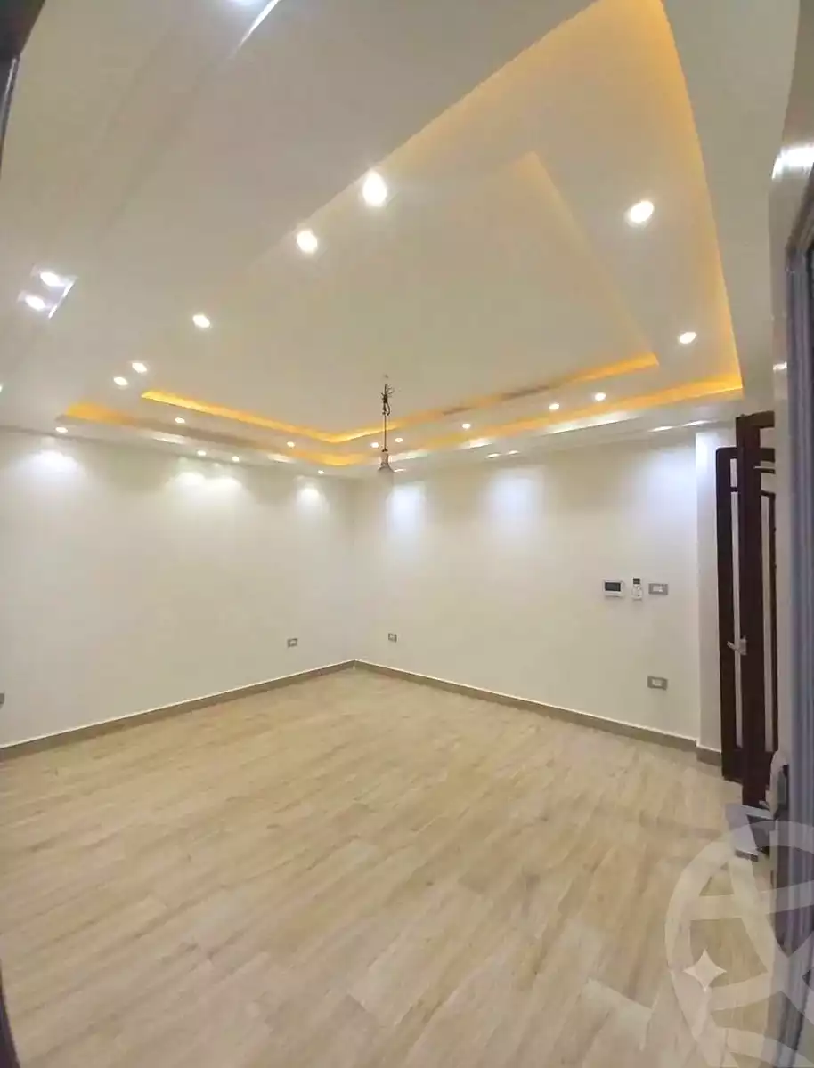 https://aqarmap.com.eg/ar/listing/7273245-for-sale-alexandria-al-agamy-lbytsh-mohamed-el-fardi-st