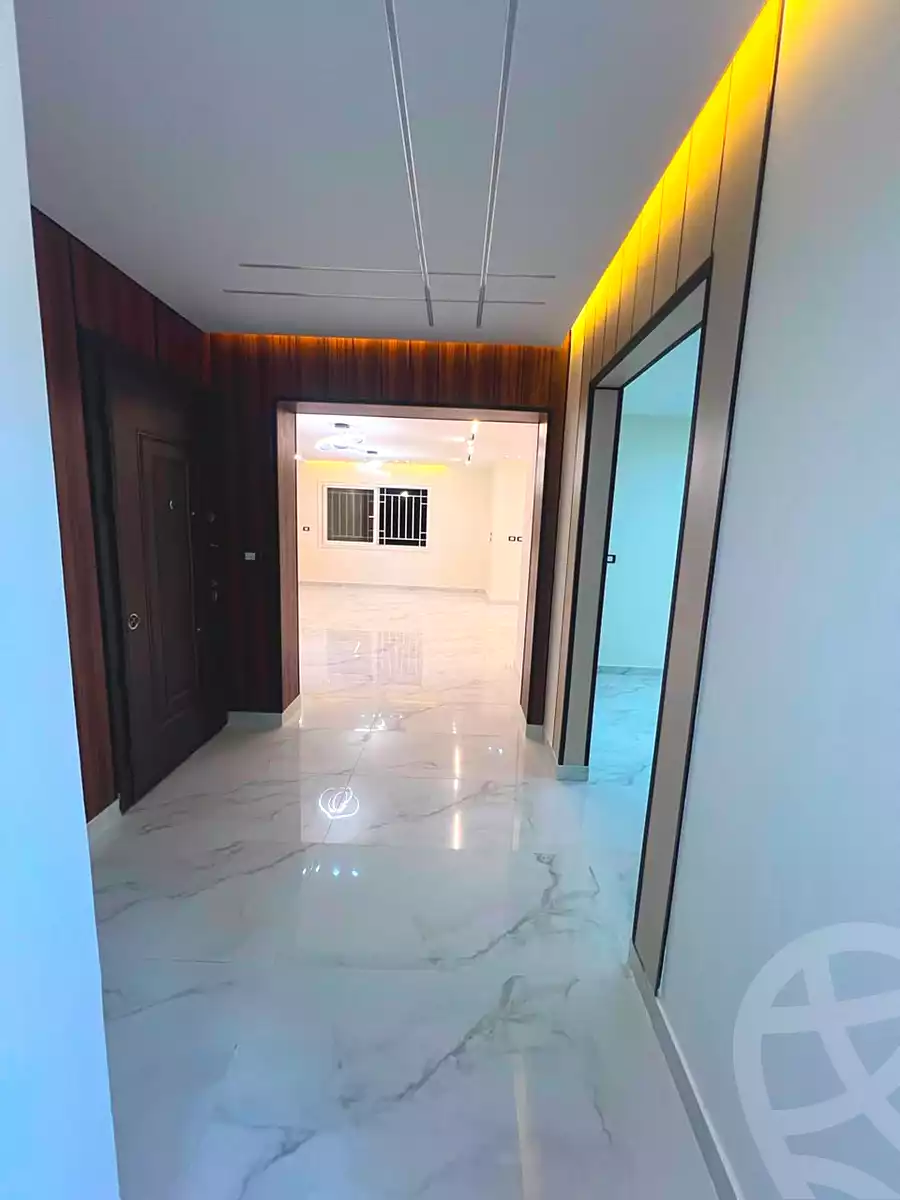4 BR Apartment in Madinaty, photo 4 of 11