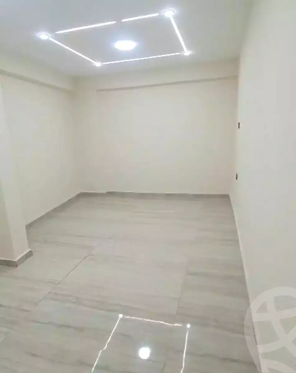 https://aqarmap.com.eg/ar/listing/7274531-for-sale-alexandria-el-asafra-l-sfr-bhry