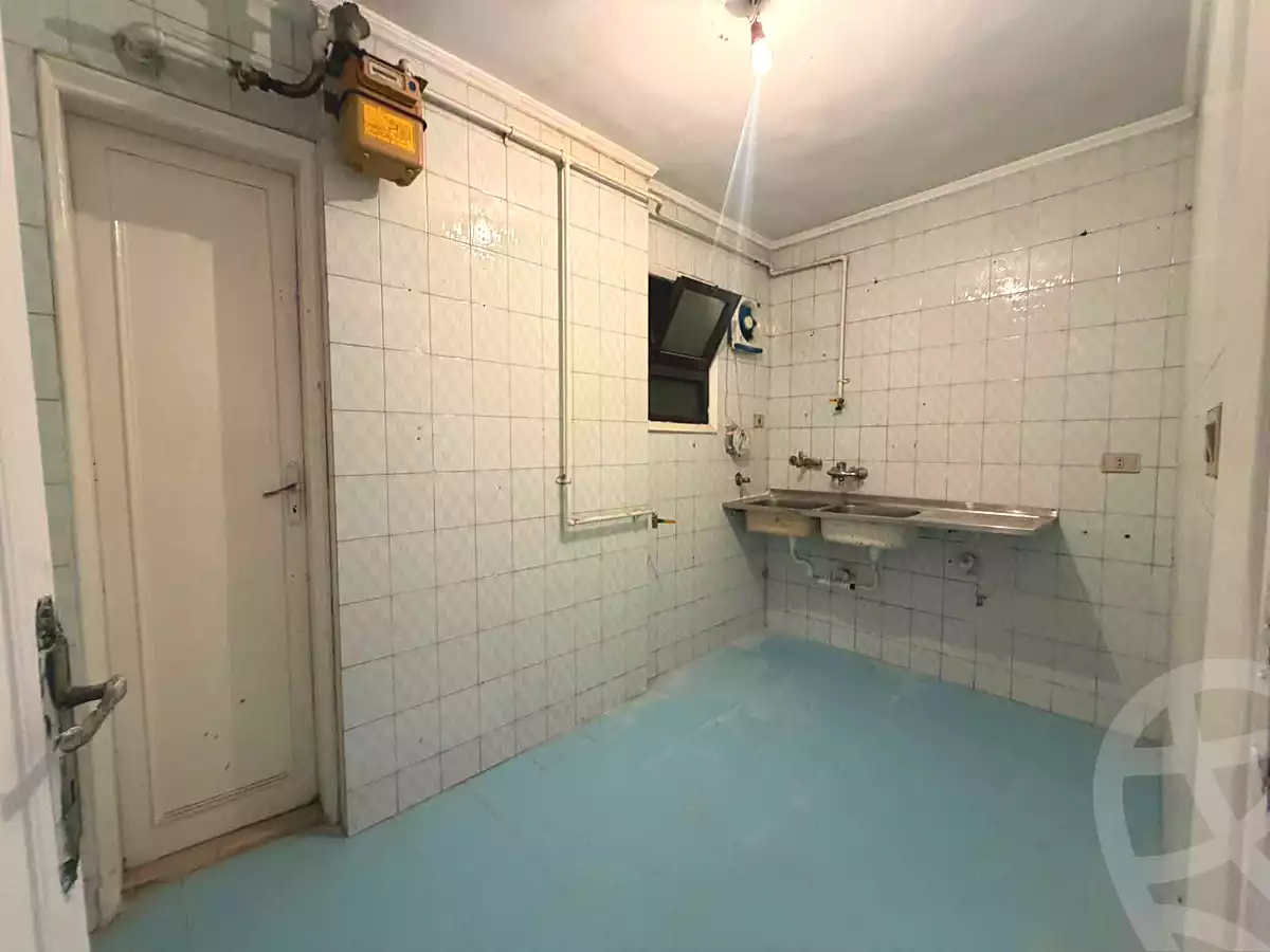 https://aqarmap.com.eg/en/listing/7274587-for-rent-alexandria-ganaklis