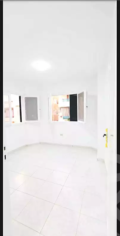 https://aqarmap.com.eg/ar/listing/7274787-for-sale-alexandria-al-agamy-shataa-el-nakheel-street-10