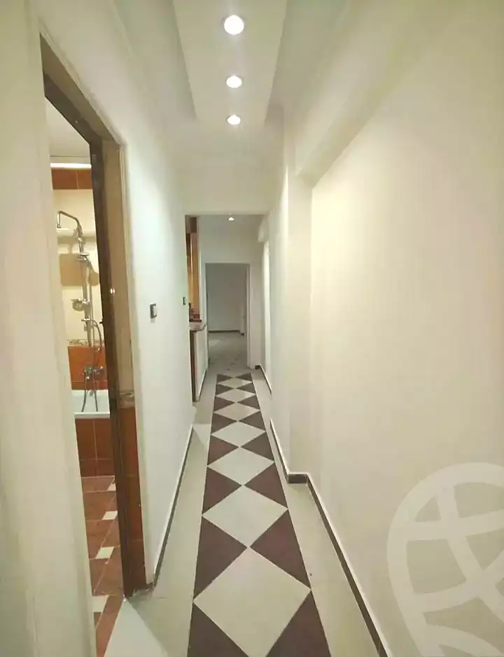https://aqarmap.com.eg/ar/listing/7274823-for-sale-alexandria-lsywf-el-falki