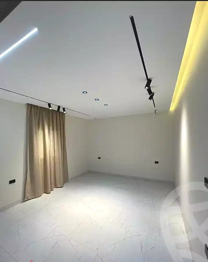 https://aqarmap.com.eg/en/listing/7274986-for-sale-cairo-6th-of-october-el-tawsaat-el-shamalya-touristic-first-area