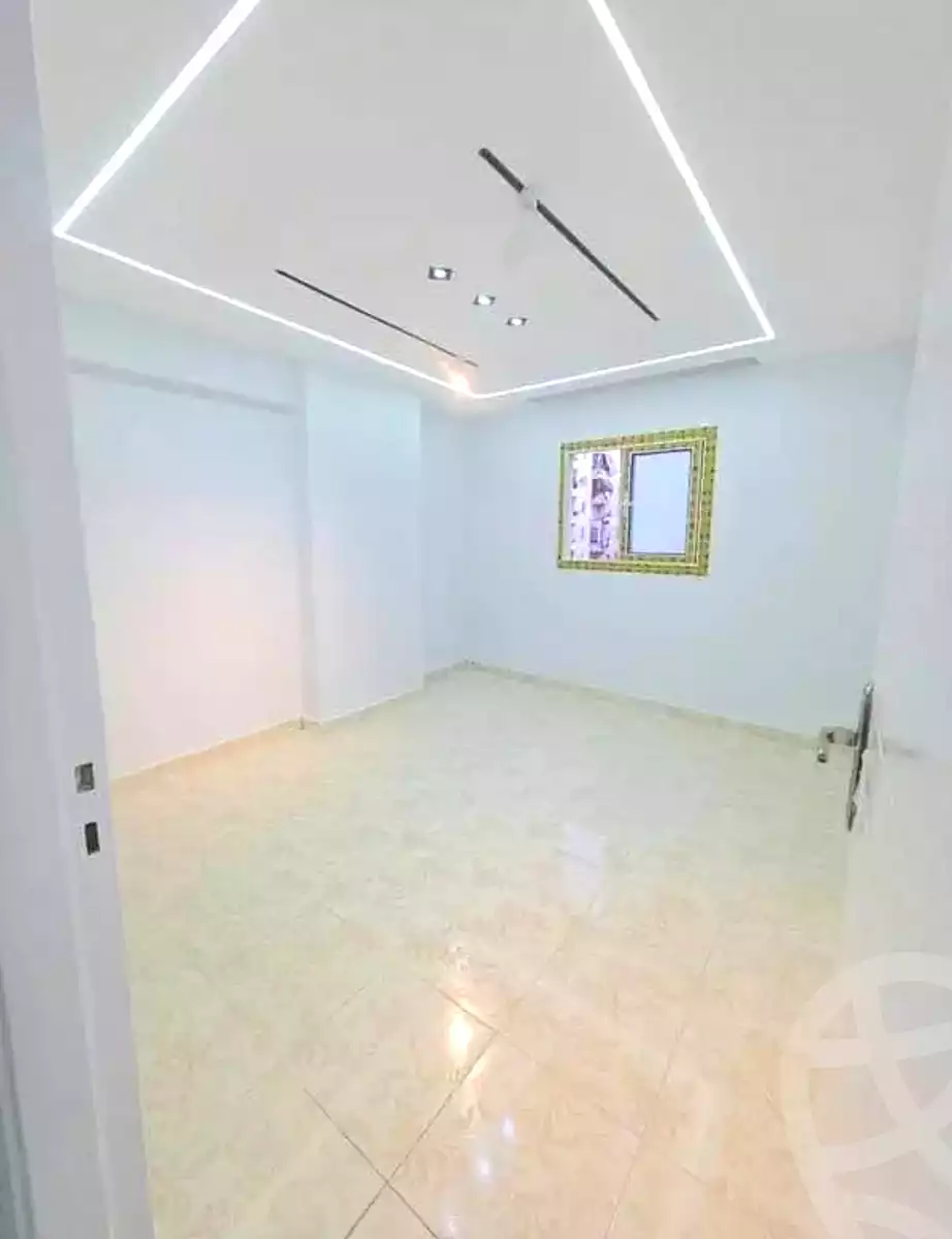 https://aqarmap.com.eg/ar/listing/7275090-for-sale-alexandria-sydy-bshr-sydy-bshr-bhry-shr-mhmd-njyb