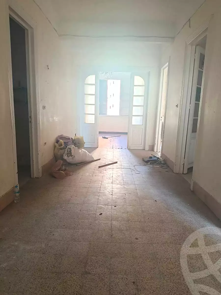 https://aqarmap.com.eg/ar/listing/7275114-for-sale-alexandria-cleopatra-port-said-street