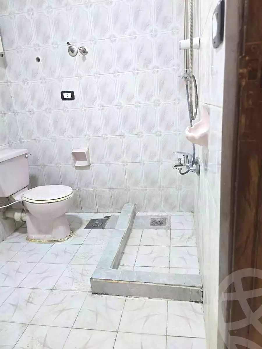 https://aqarmap.com.eg/en/listing/7275274-for-sale-alexandria-al-agamy-lbytsh