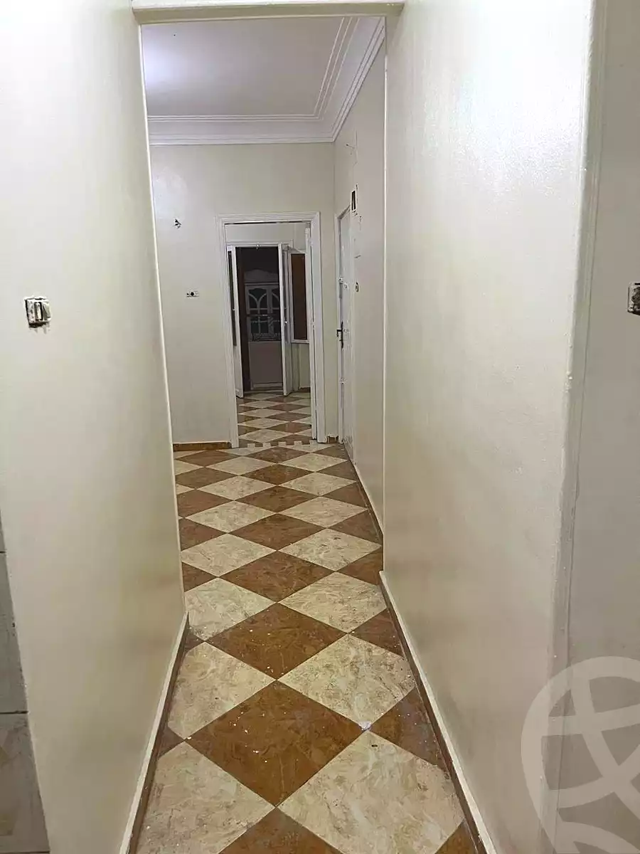 https://aqarmap.com.eg/ar/listing/7275398-for-sale-cairo-helwan-hadayek-helwan-el-khashab-canal