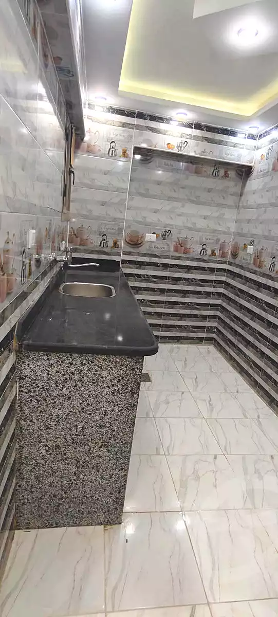 https://aqarmap.com.eg/ar/listing/7275439-for-sale-alexandria-al-agamy-el-hanouvel-el-kholafaa-el-rashdeen-st