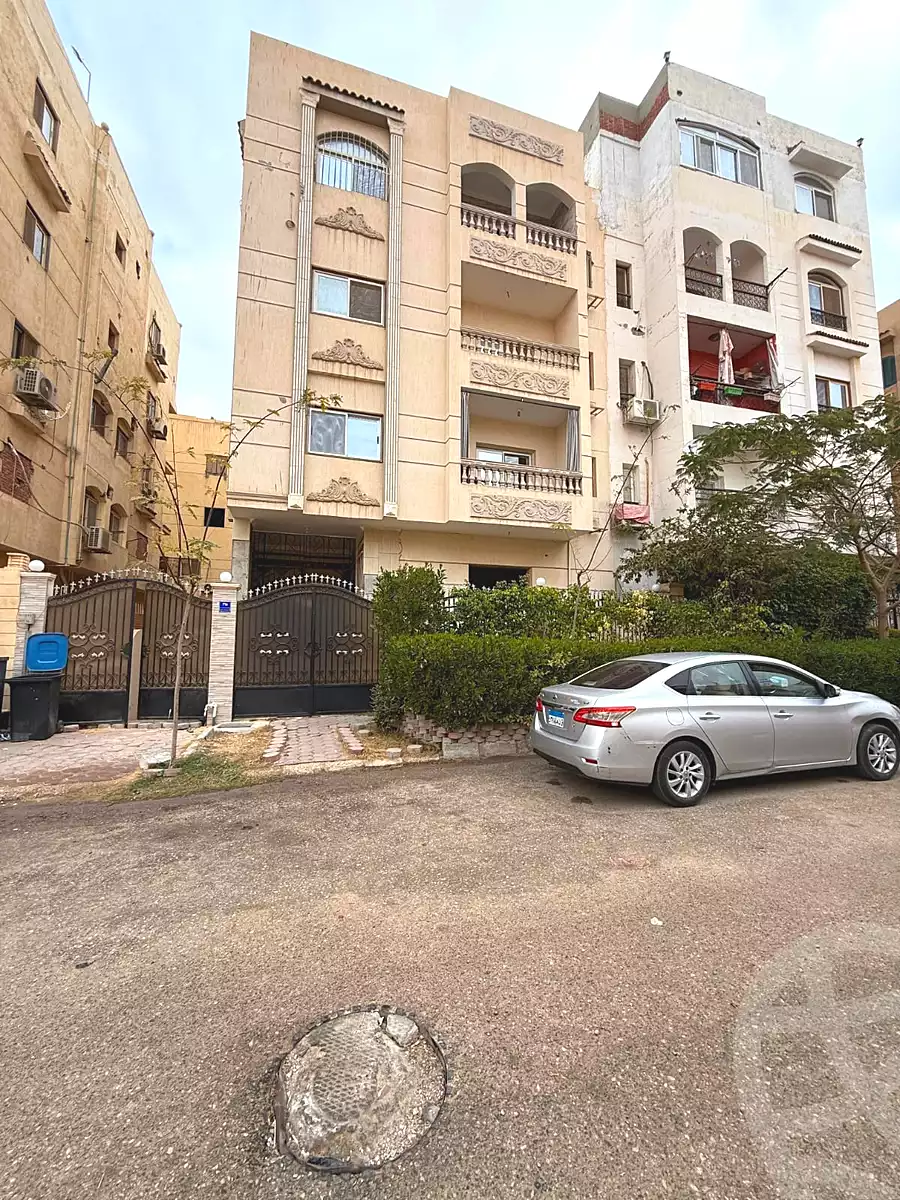https://aqarmap.com.eg/ar/listing/7275657-for-sale-cairo-new-cairo-south-investors-al-gezira-st