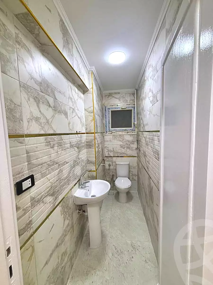 https://aqarmap.com.eg/ar/listing/7276101-for-sale-alexandria-sydy-bshr-sydy-bshr-bhry-shr-mhmwd-l-yswy