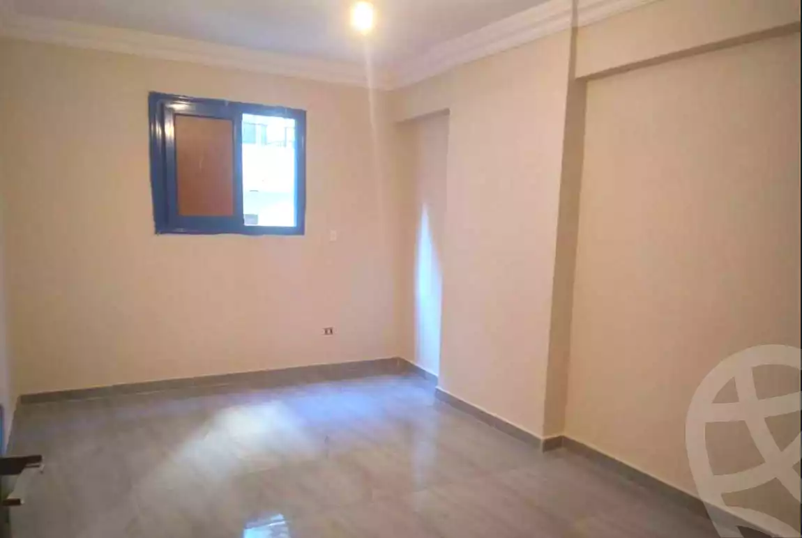 https://aqarmap.com.eg/ar/listing/7276135-for-rent-alexandria-el-asafra-shr-45