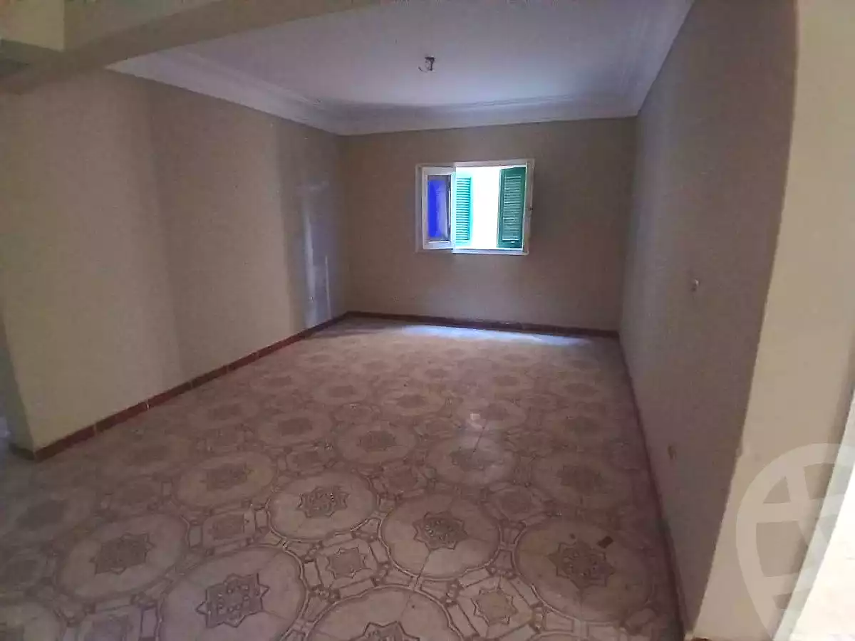 https://aqarmap.com.eg/ar/listing/7276349-for-sale-alexandria-al-agamy-lbytsh-el-hay-st