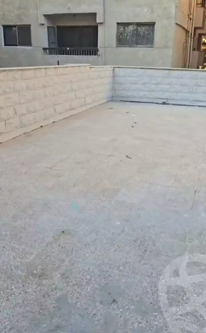 https://aqarmap.com.eg/ar/listing/7276772-for-sale-alexandria-al-agamy-lbytsh-shahr-al-assal-st