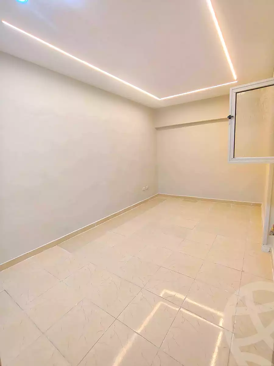 https://aqarmap.com.eg/ar/listing/7276889-for-sale-alexandria-miami-street-57