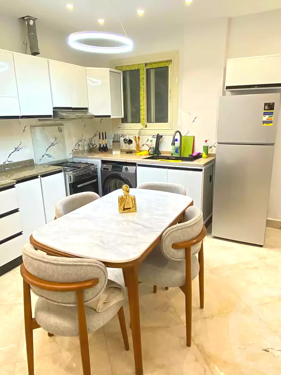 https://aqarmap.com.eg/ar/listing/7276988-for-rent-cairo-el-sheikh-zayed-city-compounds-beverly-hills