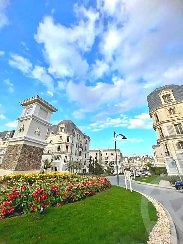 https://aqarmap.com.eg/ar/listing/7277238-for-sale-cairo-new-cairo-compounds-mountain-view1-1-compound
