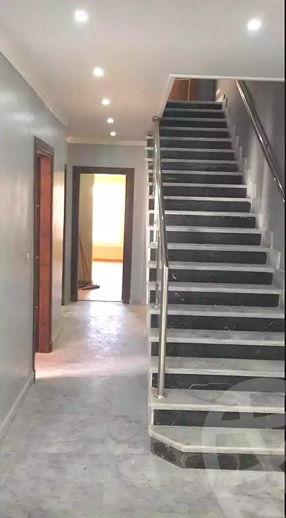 https://aqarmap.com.eg/ar/listing/7277317-for-sale-cairo-new-cairo-compounds-mountain-view1-1-compound