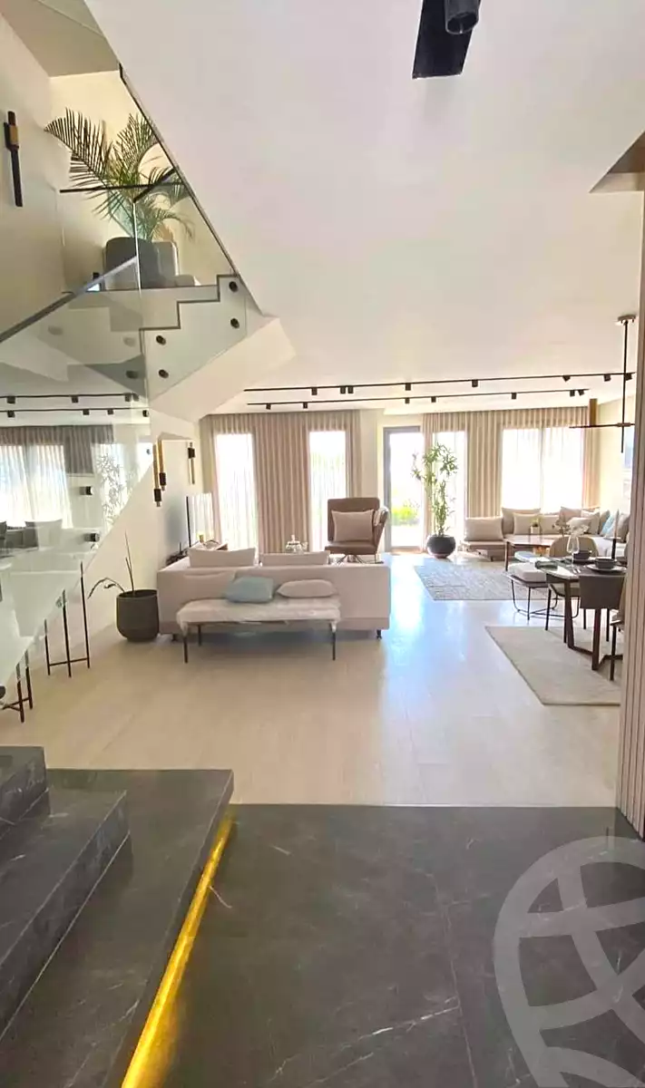 https://aqarmap.com.eg/ar/listing/7277317-for-sale-cairo-new-cairo-compounds-mountain-view1-1-compound