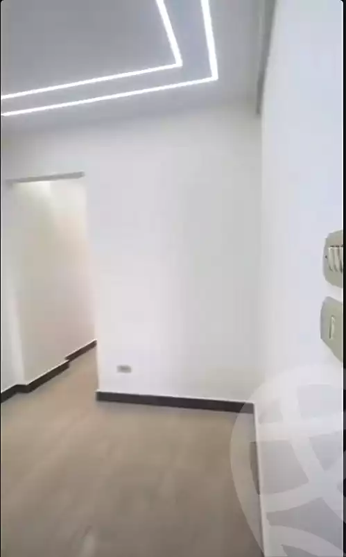 https://aqarmap.com.eg/ar/listing/7277586-for-sale-alexandria-miami-45-street