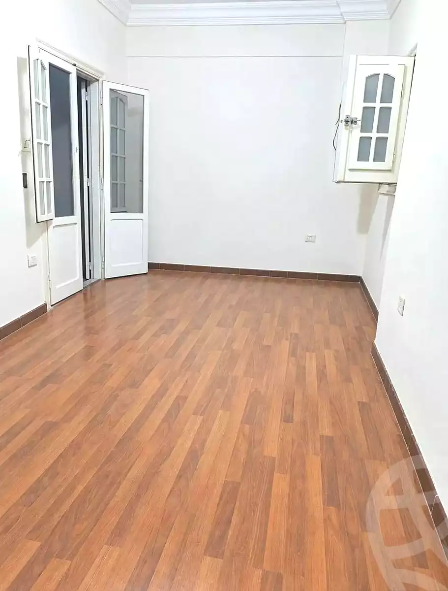 https://aqarmap.com.eg/ar/listing/7277902-for-sale-alexandria-al-agamy-el-kilo-21