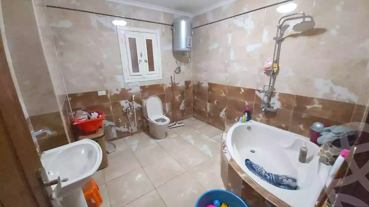 https://aqarmap.com.eg/ar/listing/7277946-for-rent-cairo-helwan-rostom-st