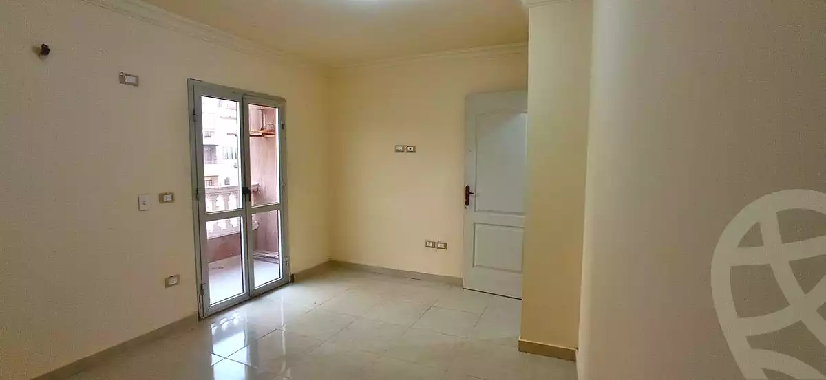 https://aqarmap.com.eg/ar/listing/7277985-for-sale-cairo-helwan-mnshy-yn-hlwn-mansour-st