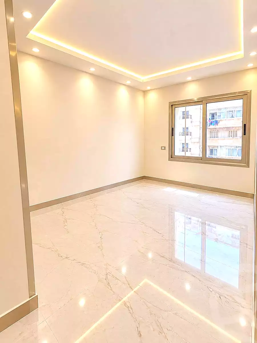 https://aqarmap.com.eg/ar/listing/7278299-for-sale-alexandria-miami-iskandar-ibrahim-st