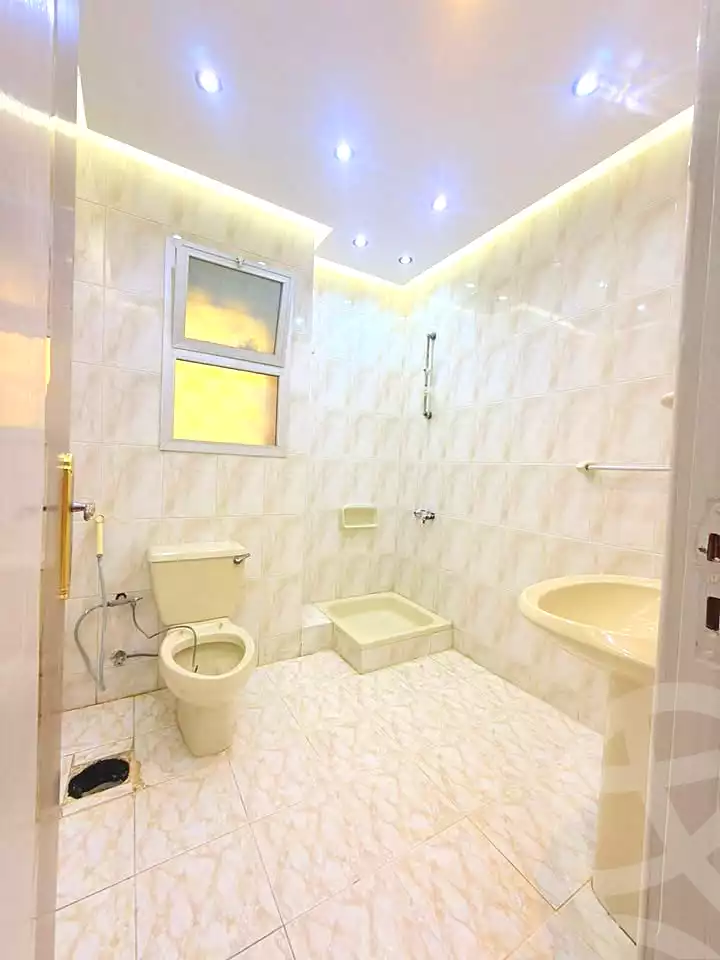 https://aqarmap.com.eg/ar/listing/7278458-for-sale-alexandria-al-agamy-shataa-el-nakheel