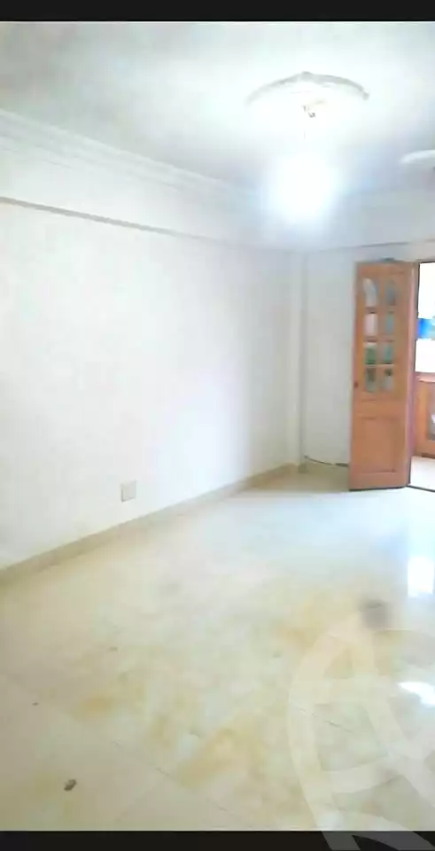 https://aqarmap.com.eg/ar/listing/7278496-for-sale-alexandria-al-agamy-lbytsh-shahr-al-assal-st