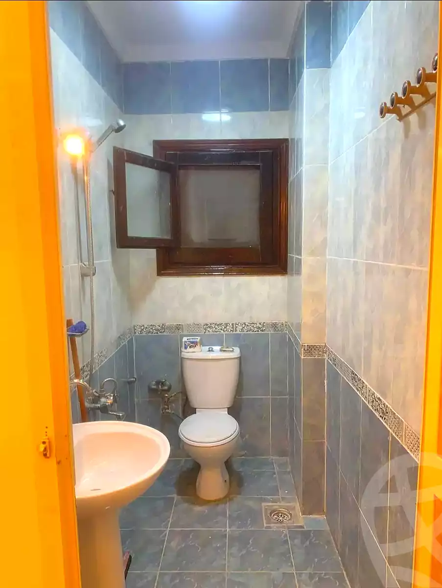 https://aqarmap.com.eg/ar/listing/7278780-for-sale-alexandria-al-agamy-lbytsh-mohamed-el-fardi-st