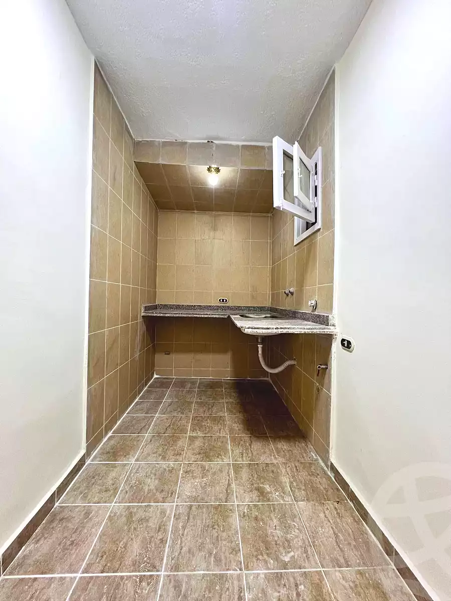 https://aqarmap.com.eg/en/listing/7278945-for-sale-alexandria-al-agamy-shataa-el-nakheel