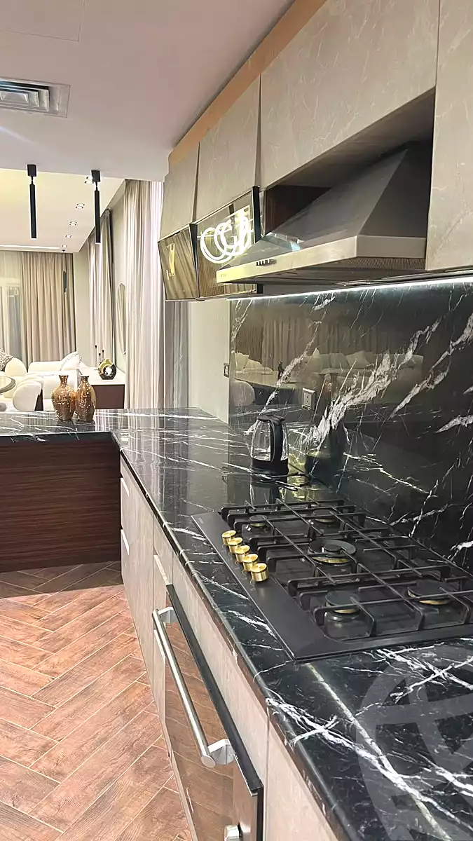 https://aqarmap.com.eg/ar/listing/7279150-for-rent-cairo-new-cairo-compounds-hyde-park