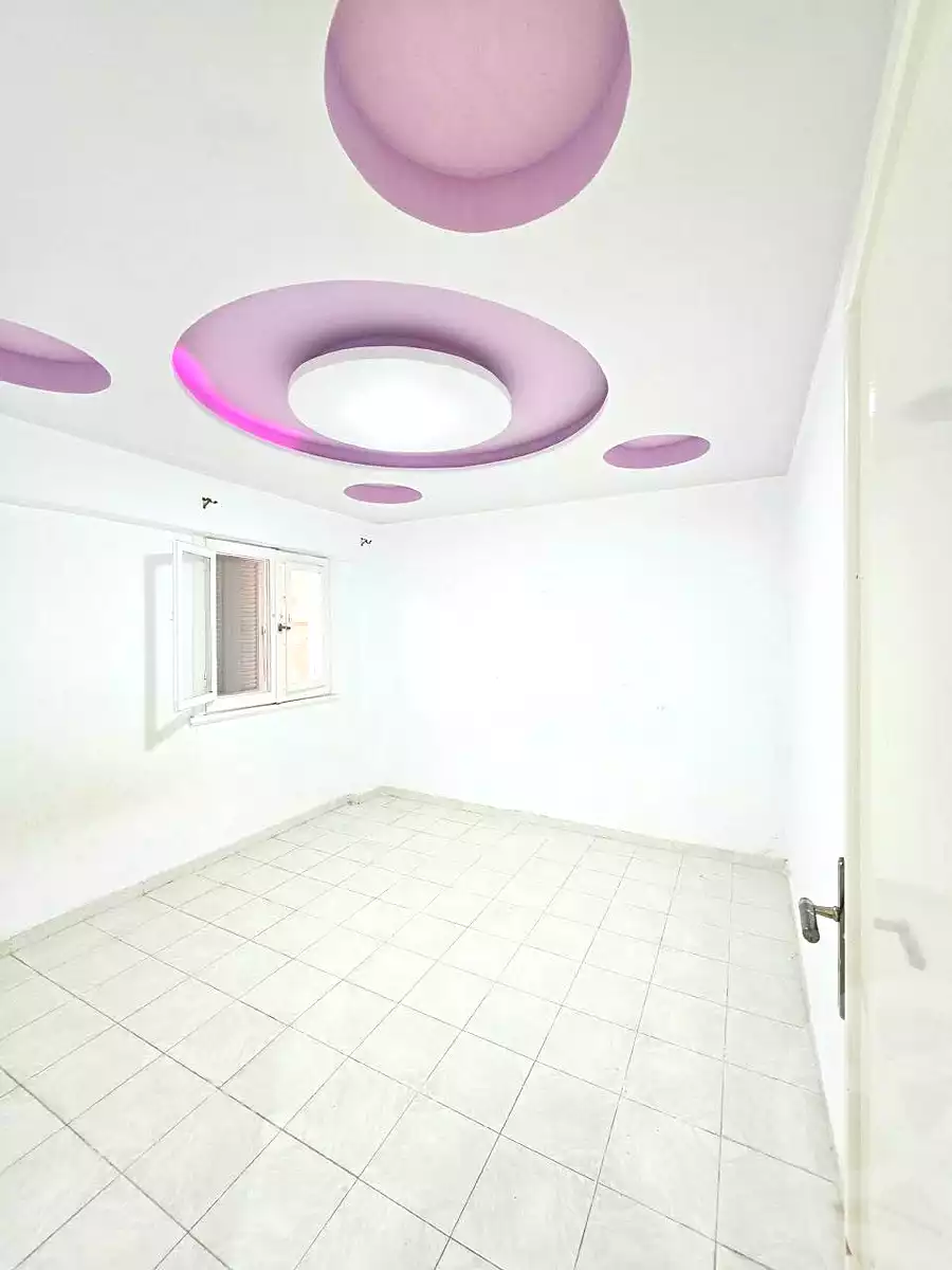 https://aqarmap.com.eg/ar/listing/7279639-for-sale-alexandria-al-agamy-shataa-el-nakheel