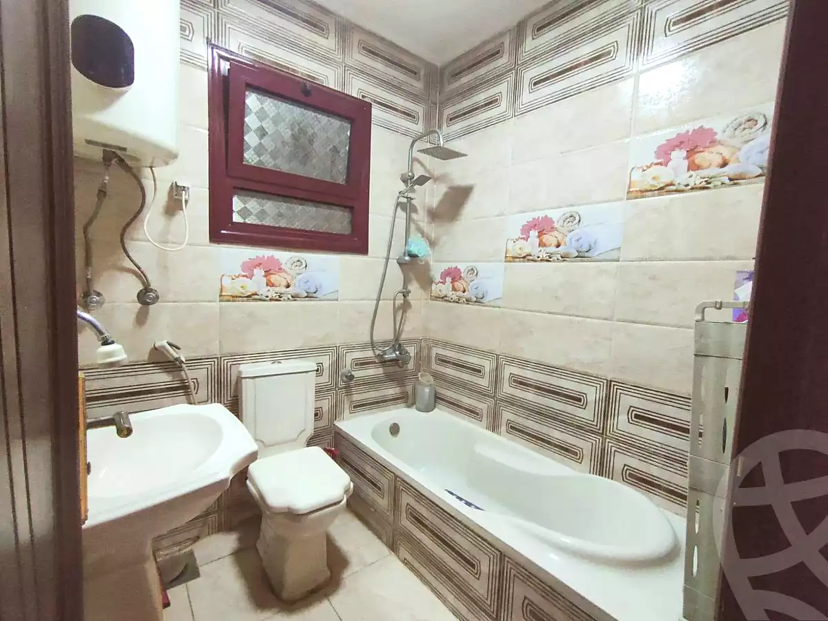 https://aqarmap.com.eg/en/listing/7279785-for-sale-cairo-ain-shams-mnshy-lthryr