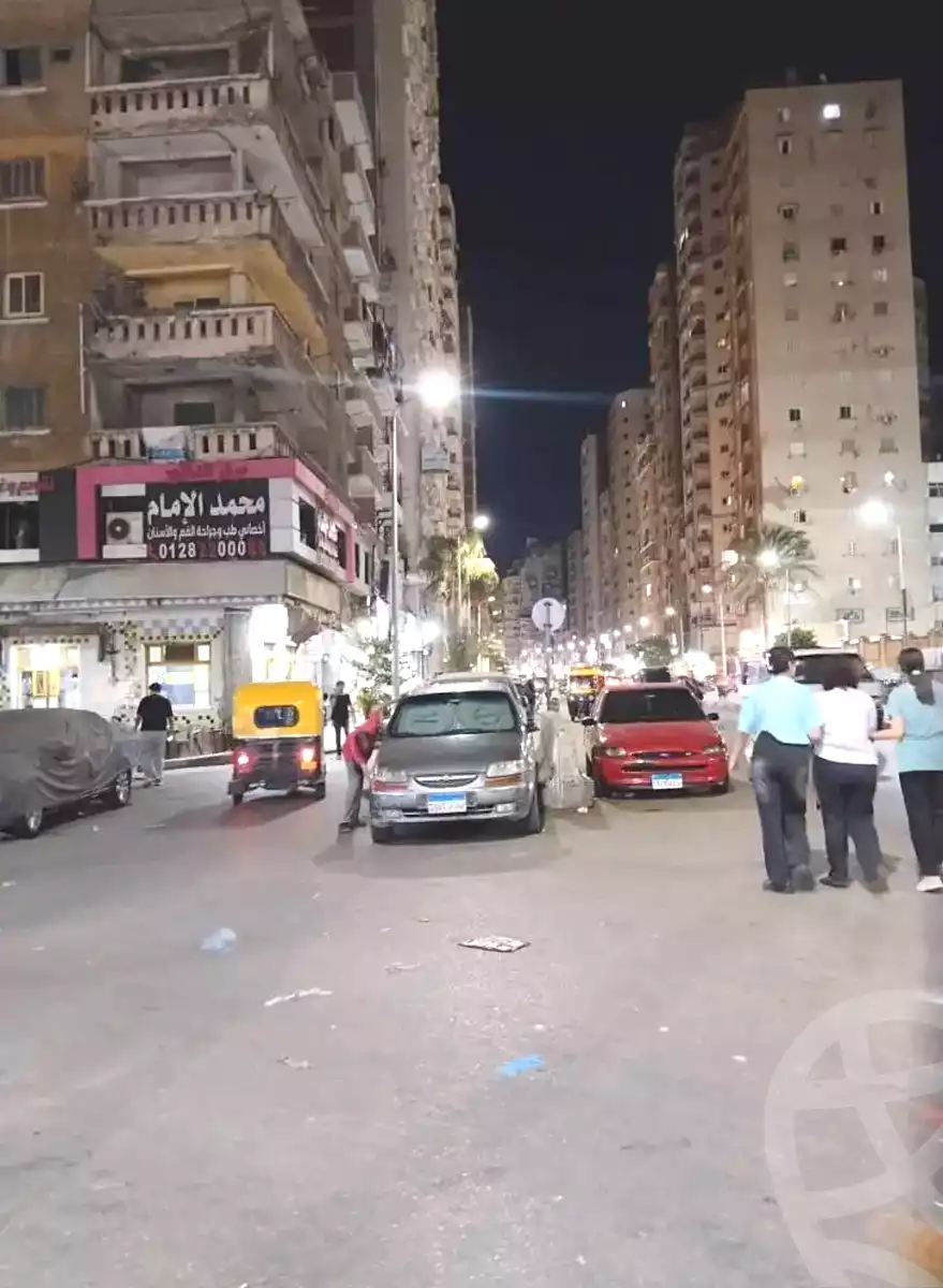 https://aqarmap.com.eg/ar/listing/7279832-for-sale-alexandria-sydy-bshr-sydy-bshr-bhry-sidi-beshr-mosque-st