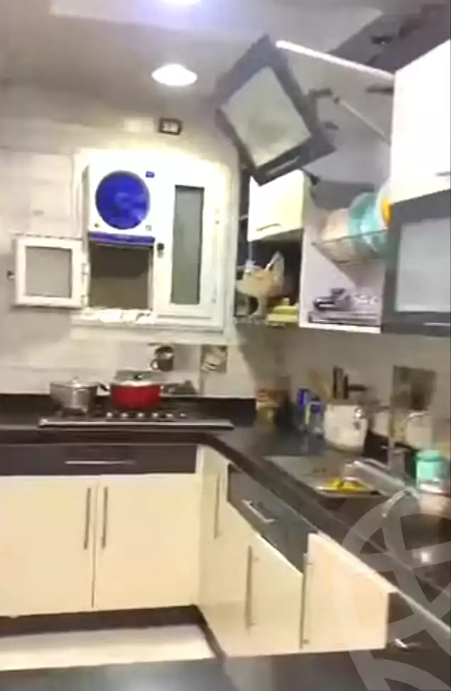 https://aqarmap.com.eg/en/listing/7280098-for-sale-cairo-ain-shams-jsr-lswys