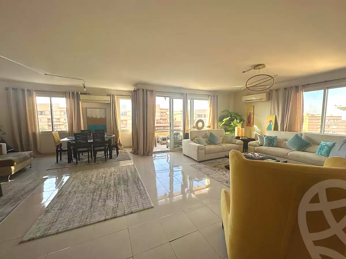 https://aqarmap.com.eg/en/listing/7280458-for-sale-cairo-new-cairo-lrhb-city-phase-4-mostafa-kamel-st