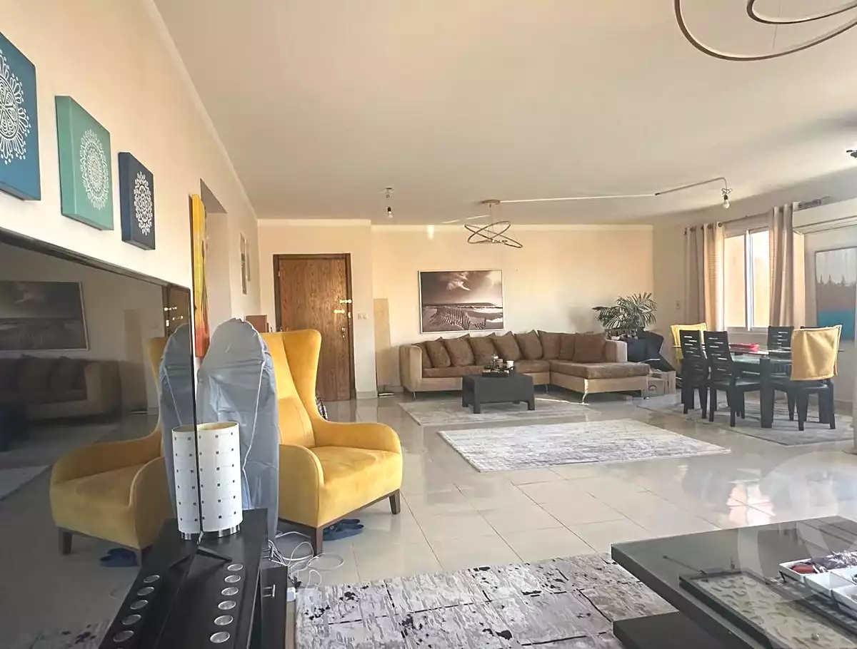 https://aqarmap.com.eg/en/listing/7280458-for-sale-cairo-new-cairo-lrhb-city-phase-4-mostafa-kamel-st