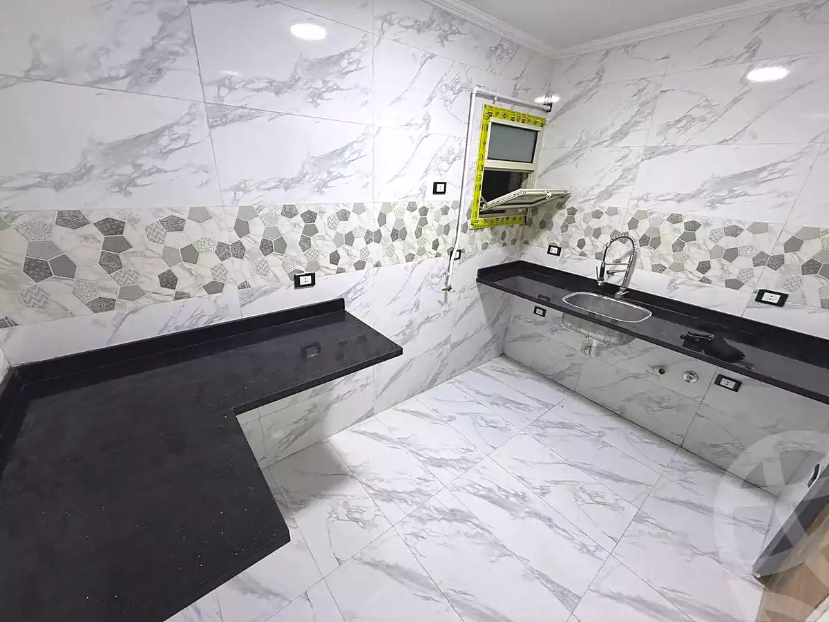 https://aqarmap.com.eg/ar/listing/7280540-for-sale-alexandria-miami-45-street