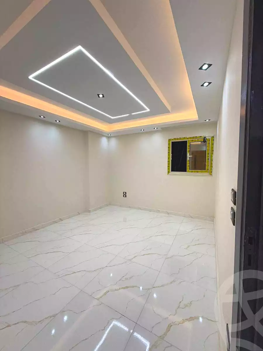 https://aqarmap.com.eg/ar/listing/7280540-for-sale-alexandria-miami-45-street