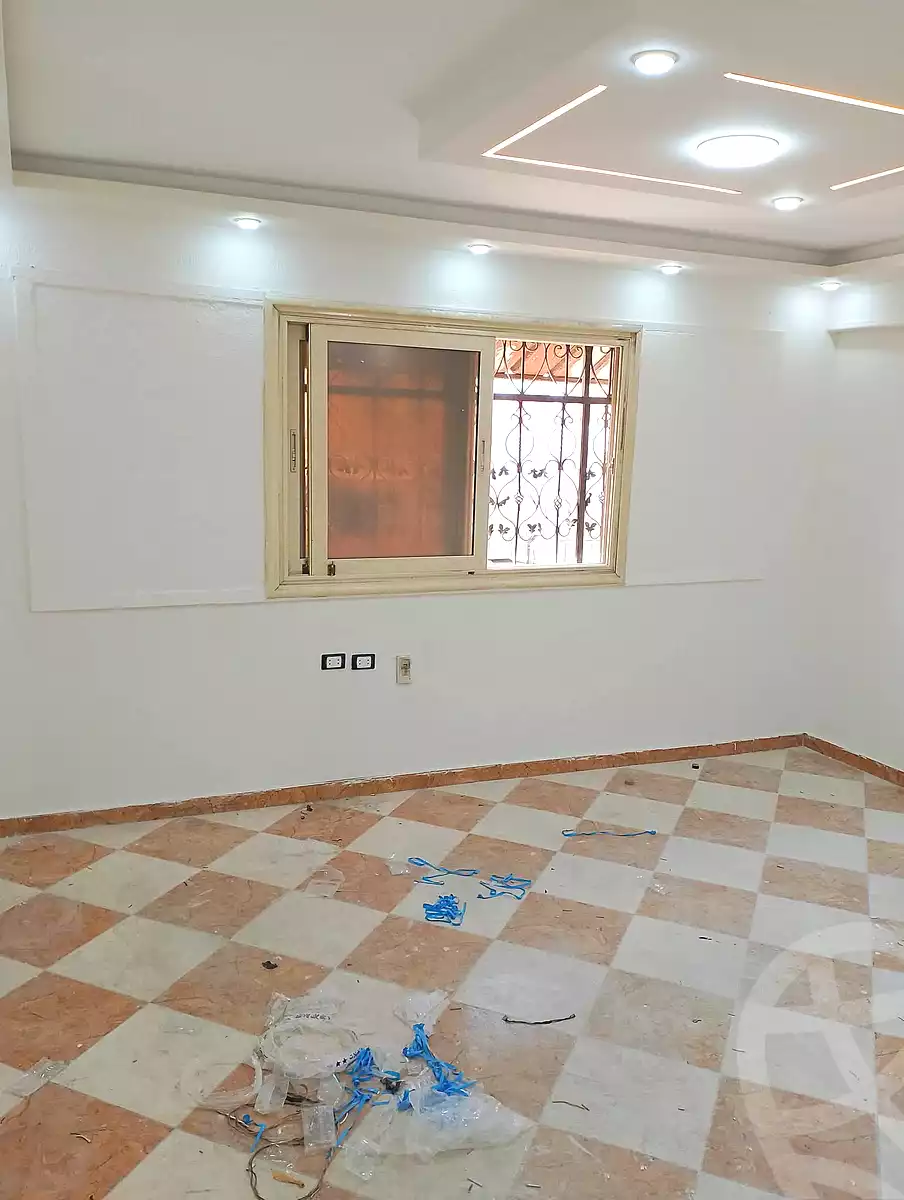 https://aqarmap.com.eg/en/listing/7280788-for-sale-alexandria-new-miami-mostafa-kamel-sttt