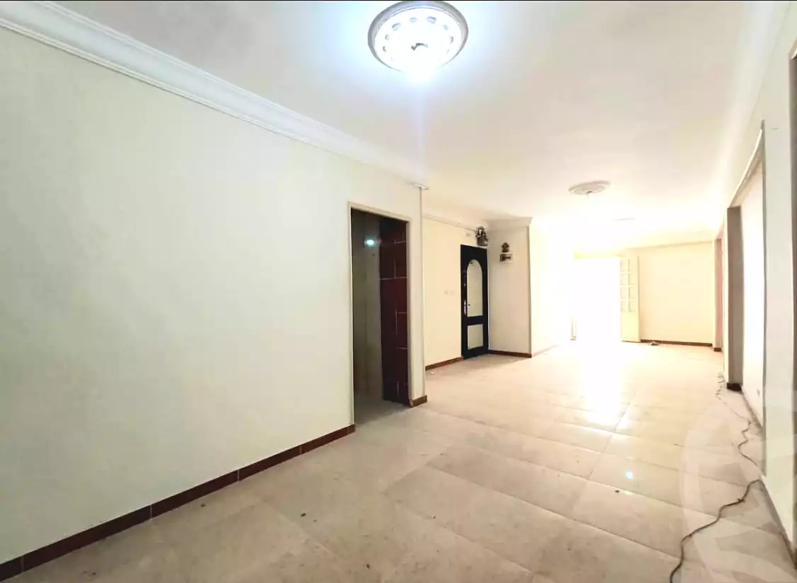 https://aqarmap.com.eg/ar/listing/7280902-for-sale-alexandria-glim-zahran-roushdy-st