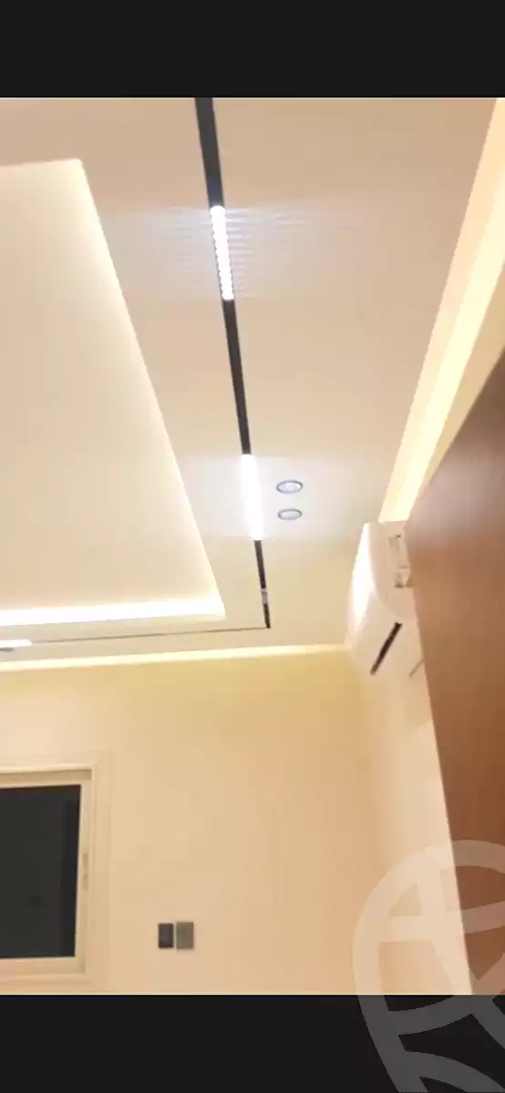 https://aqarmap.com.eg/ar/listing/7280936-for-sale-cairo-el-sheikh-zayed-city-compounds-zayed-heights-compound