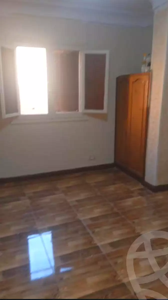 https://aqarmap.com.eg/ar/listing/7280969-for-sale-cairo-downtown-el-qasr-el-ayni