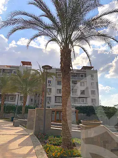 https://aqarmap.com.eg/en/listing/7281028-for-sale-cairo-new-cairo-compounds-jyd