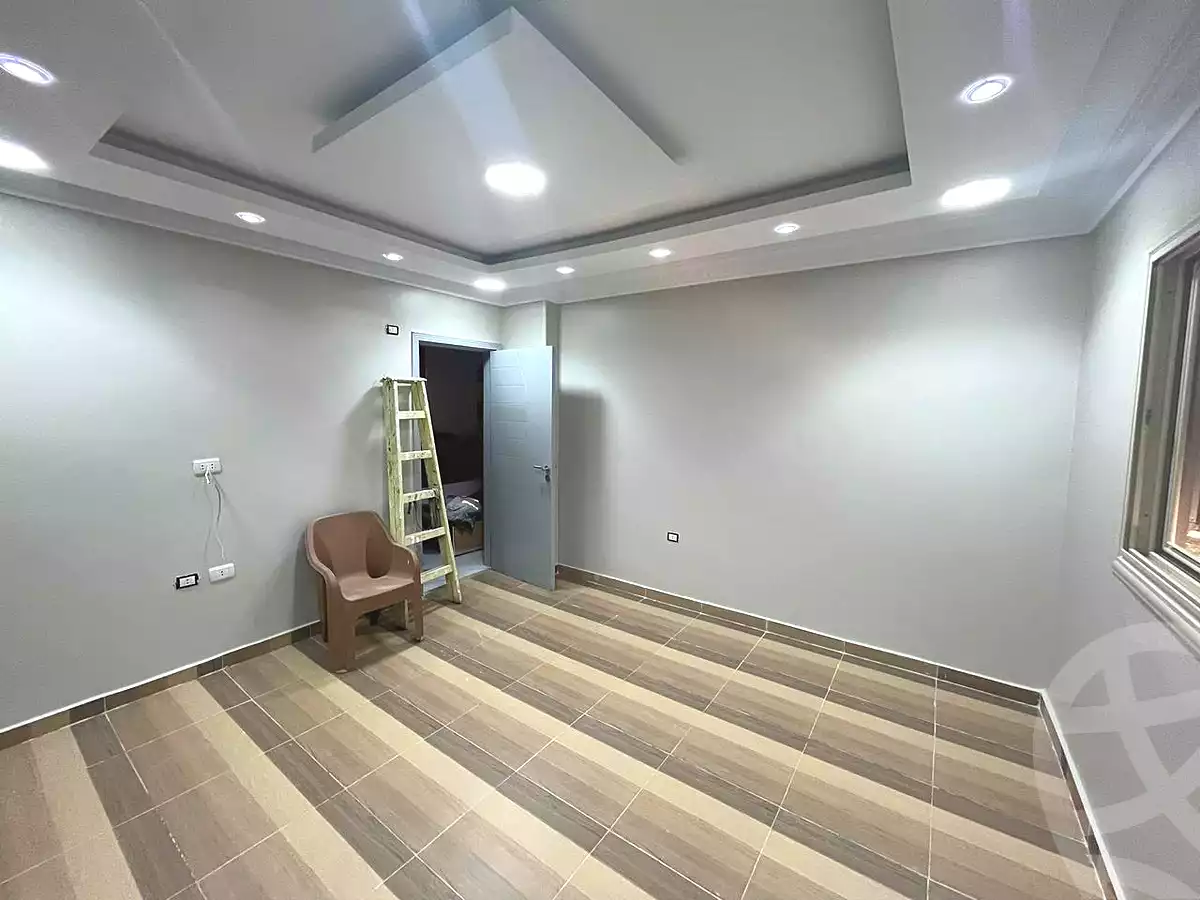 https://aqarmap.com.eg/en/listing/7281519-for-sale-cairo-el-sheikh-zayed-city-el-hay-el-khames-lhy-lkhms
